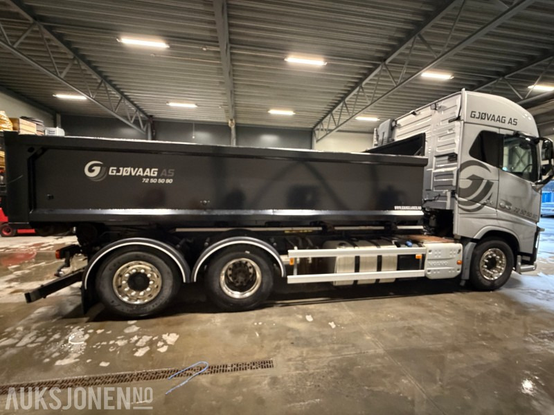 Camión multibasculante 2018 Volvo FH16 750 Krokbil 6x2