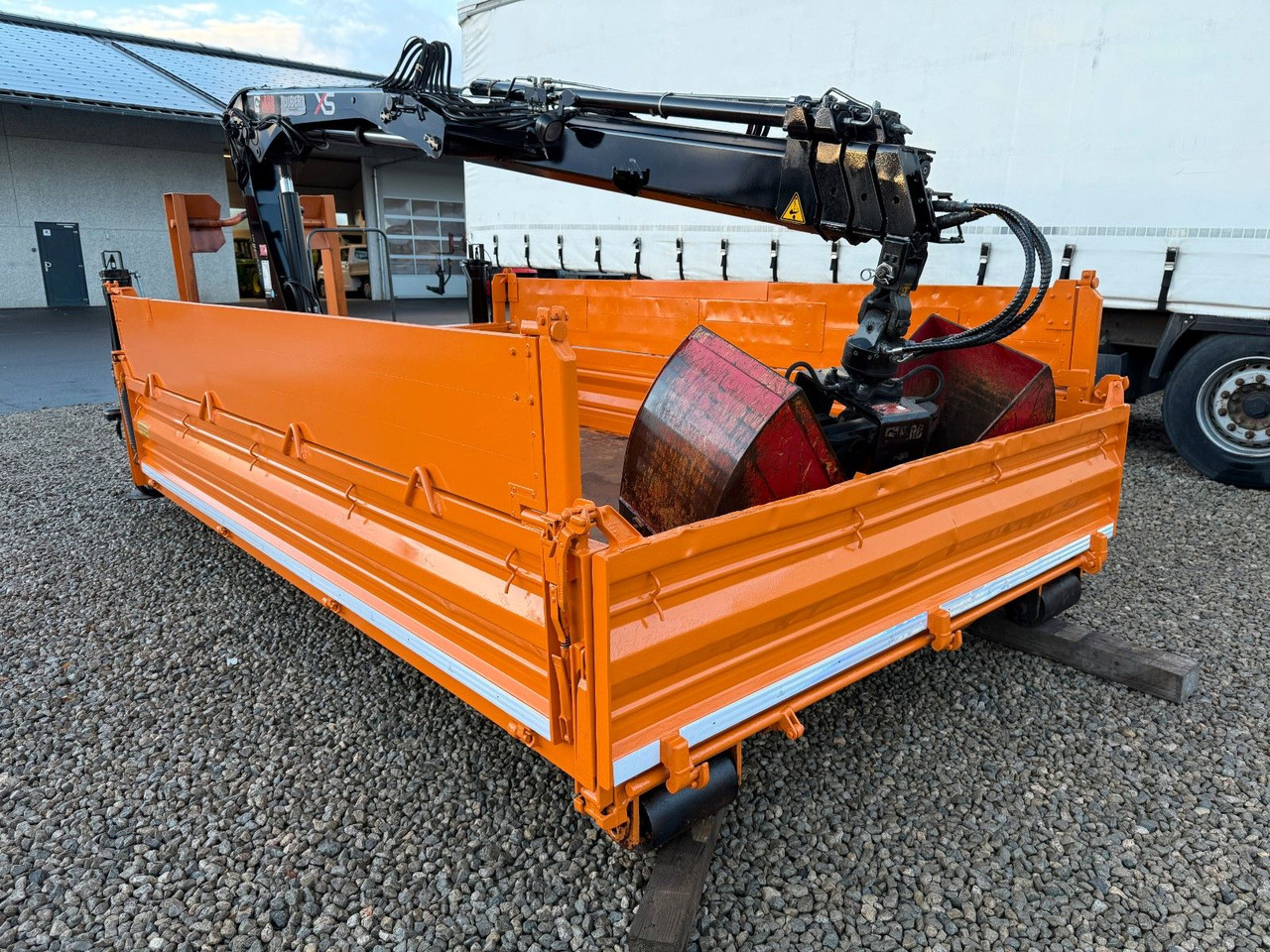 Camión multibasculante Abrollcontainer mit Hiab Kran 077 B- 3