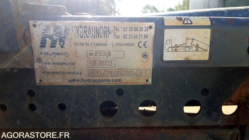 Camión multibasculante *CAMION AMPLIROLL 26T