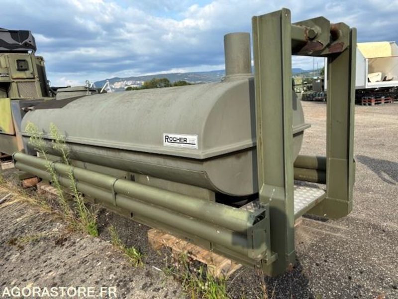 Camión multibasculante CITERNE AMPLIROLL 4000 LITRES