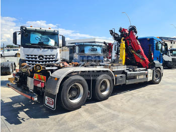 Camión multibasculante  Camión MAN + Epsilon M120Z3 + Gancho Palfinger 20T