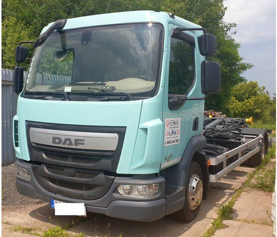 Camión multibasculante DAF 12t LF180 FA