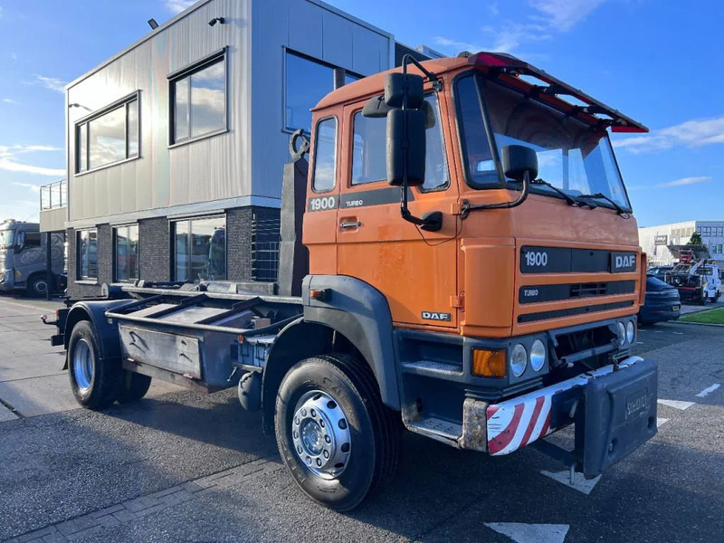 Camión multibasculante DAF 1900 TURBO 4X4 HOOKLIFT