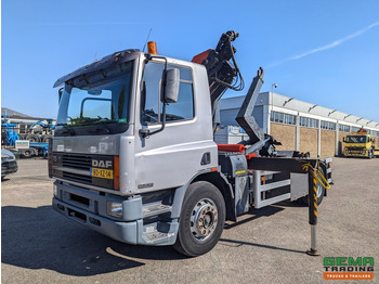 Camión multibasculante DAF 75.240 4x2 Dagcab Euro1 - Haakarm 14T + Palfinger PK11000 - Afstandsbediening
