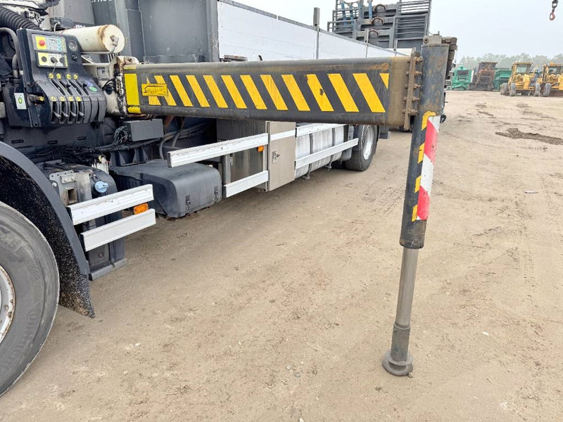 Camión multibasculante DAF CF400 + 17m Palfinger Crane / kran + Trailer