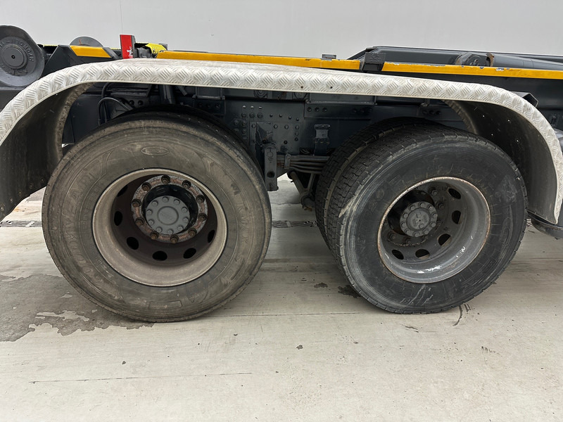 Camión multibasculante DAF CF75.360 - 6x2