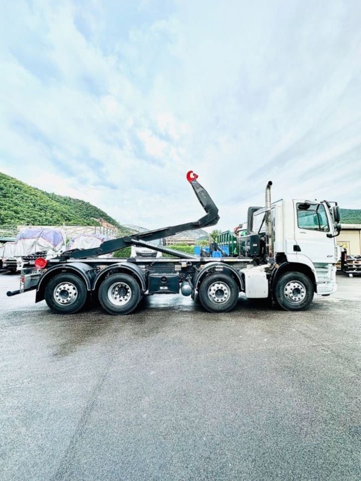 Camión multibasculante DAF CF85 NUOVO SCARRABILE