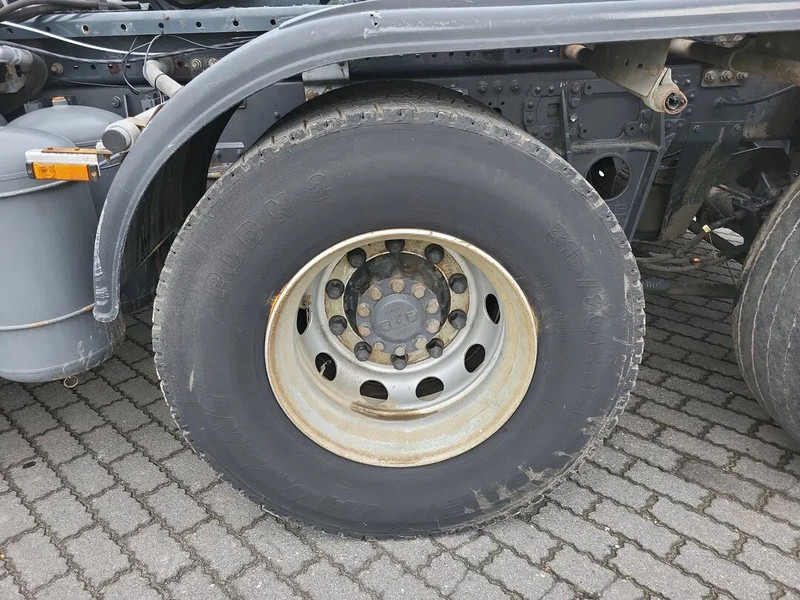 Camión multibasculante DAF CF 440