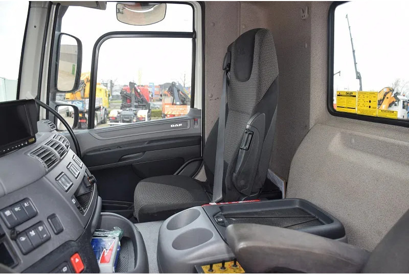 Camión multibasculante DAF CF 460