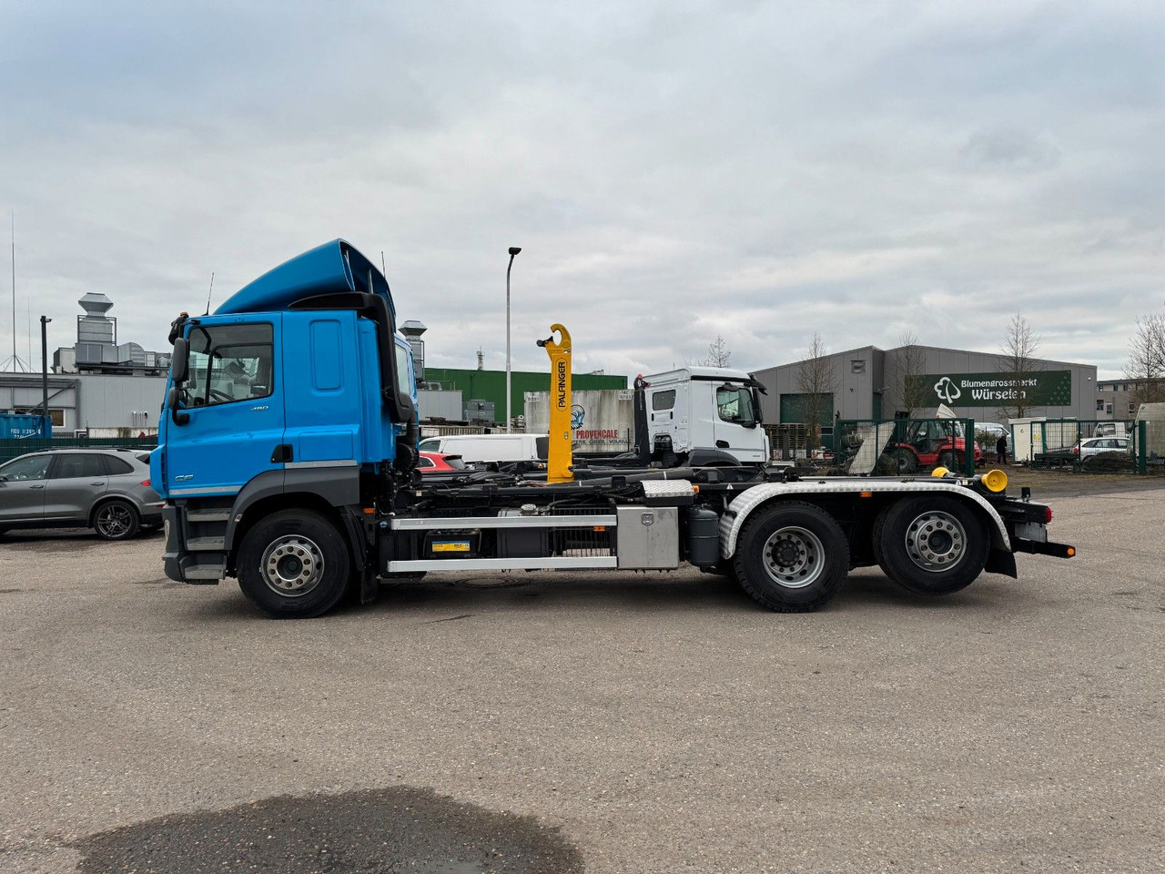 Camión multibasculante DAF CF 480 6X2 Abroller Funk 8 Stück  neue Pirelli DAF CF 480 6X2 Abroller Funk 8 Stück  neue Pirelli