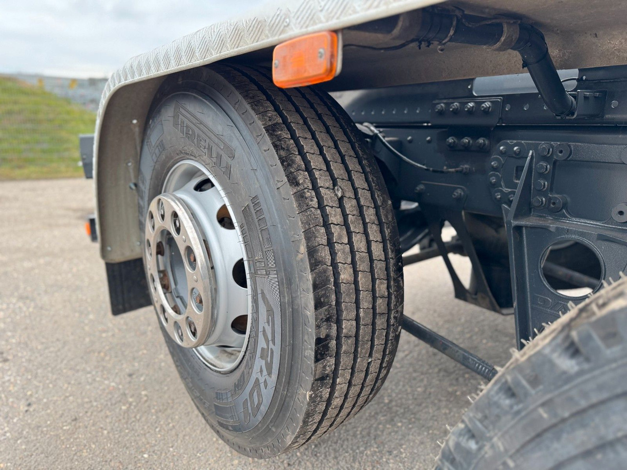 Camión multibasculante DAF CF 480 6X2 Abroller Funk 8 Stück  neue Pirelli DAF CF 480 6X2 Abroller Funk 8 Stück  neue Pirelli