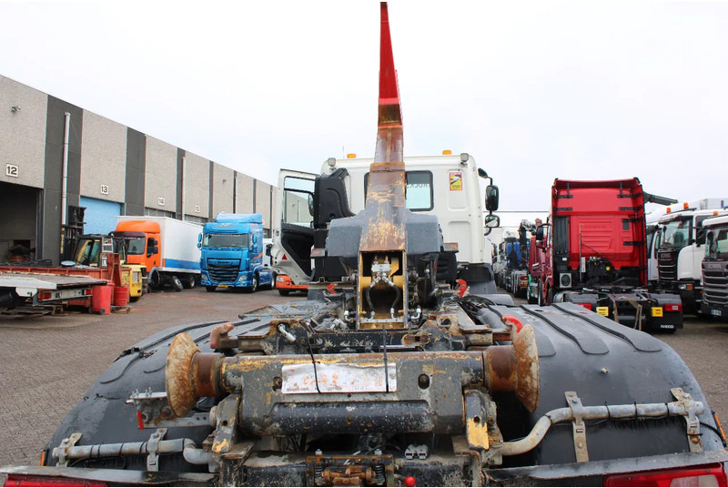 Camión multibasculante DAF CF 510 + 8X4 + HOOK 26TON + PERFCET CONDITION + 2X IN STOCK