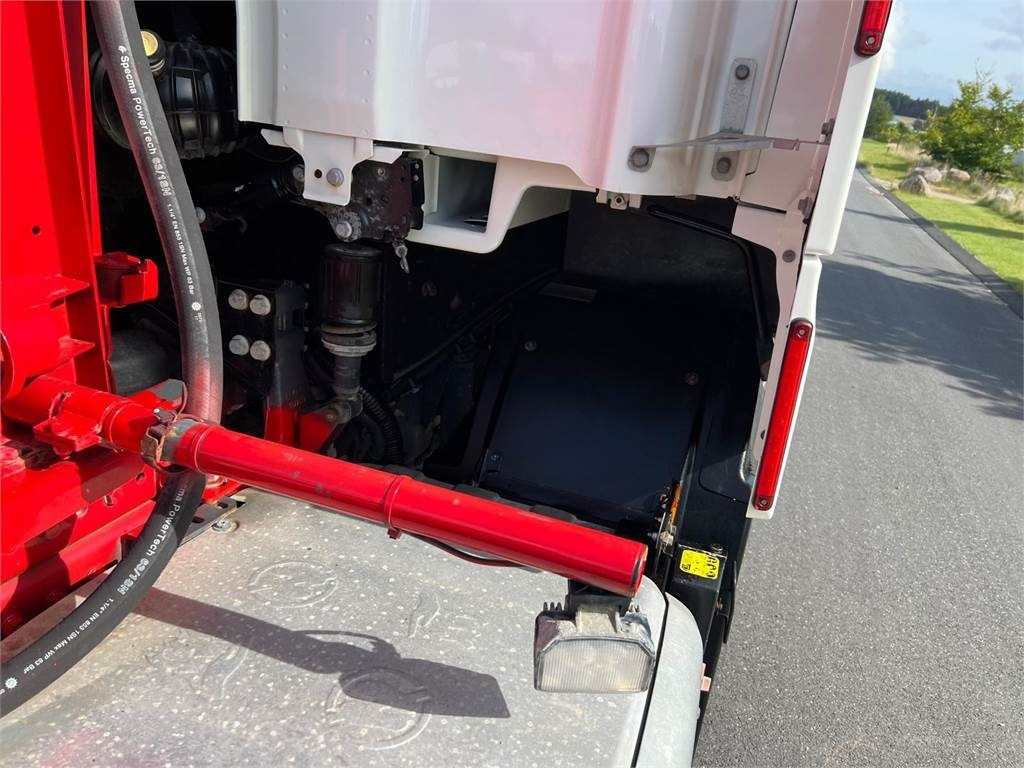 Camión multibasculante DAF CF 530 6x2*4 FAN