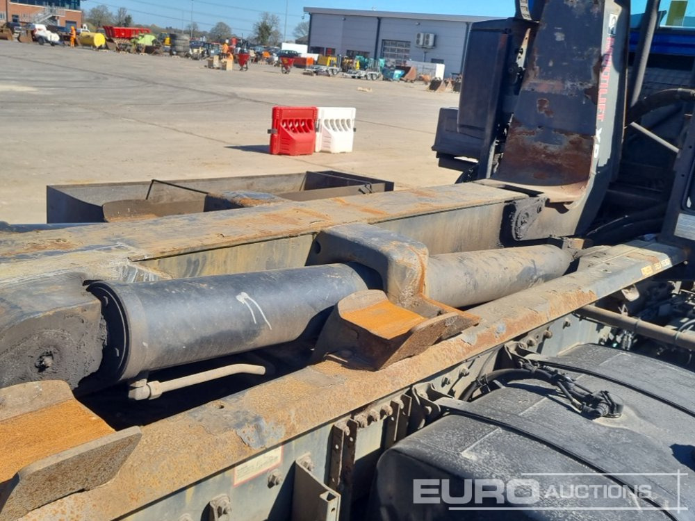Camión multibasculante DAF CF 85.410