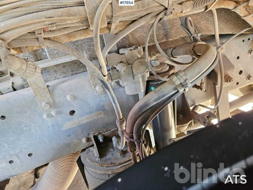 Camión multibasculante DAF CF 85.410 (2009)