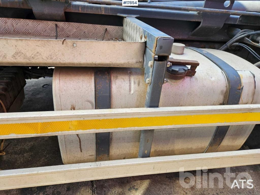 Camión multibasculante DAF CF 85.410 (2009)