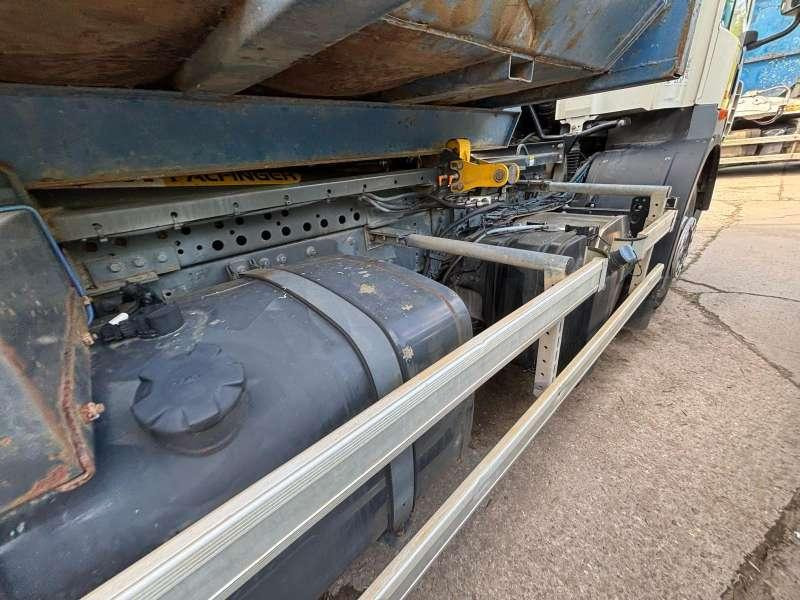 Camión multibasculante DAF CF 85.460 6X2