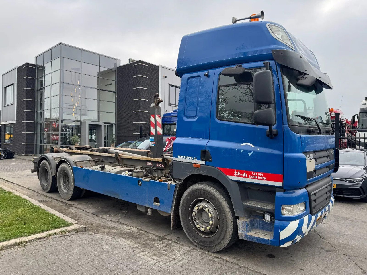 Camión multibasculante DAF CF 85 6X2 - EURO 5 + VDL HOOK + LIFT AXLE + TÜV