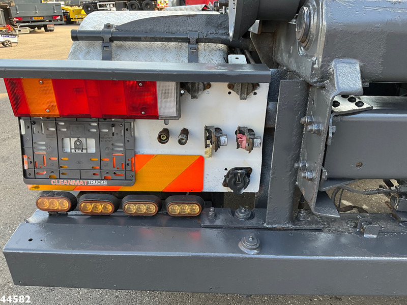 Camión multibasculante DAF FAN 85 CF 360 HMF 20 Tonmeter laadkraan