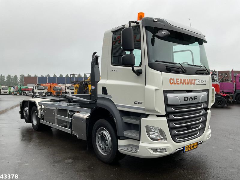 Camión multibasculante DAF FAN CF 430 VDL 21 Ton haakarmsysteem