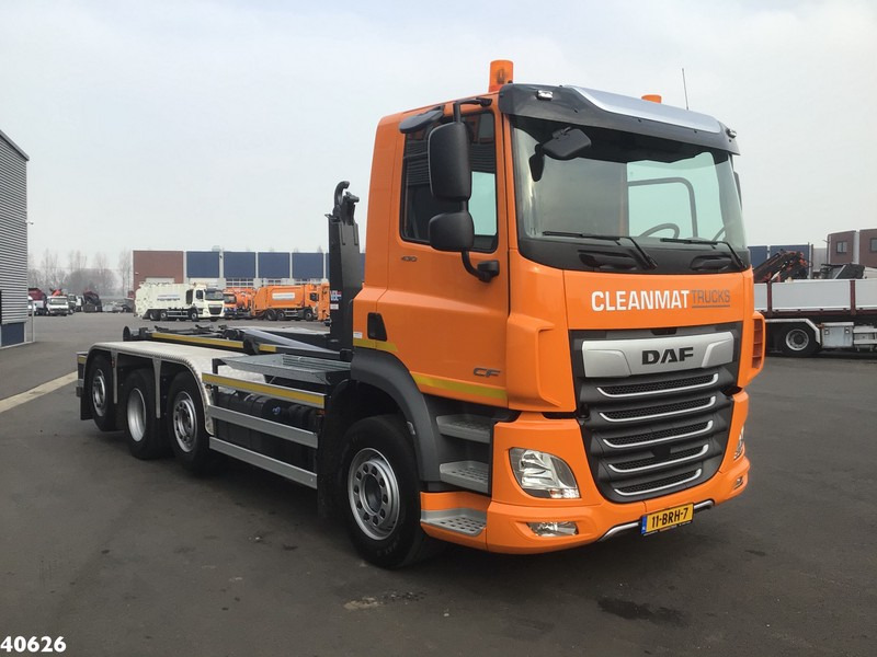 Camión multibasculante DAF FAQ CF 430 VDL 30 Ton haakarmsysteem