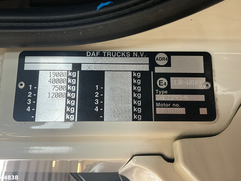 Camión multibasculante DAF FA 75 CF 250 MKG 14 Tonmeter laadkraan