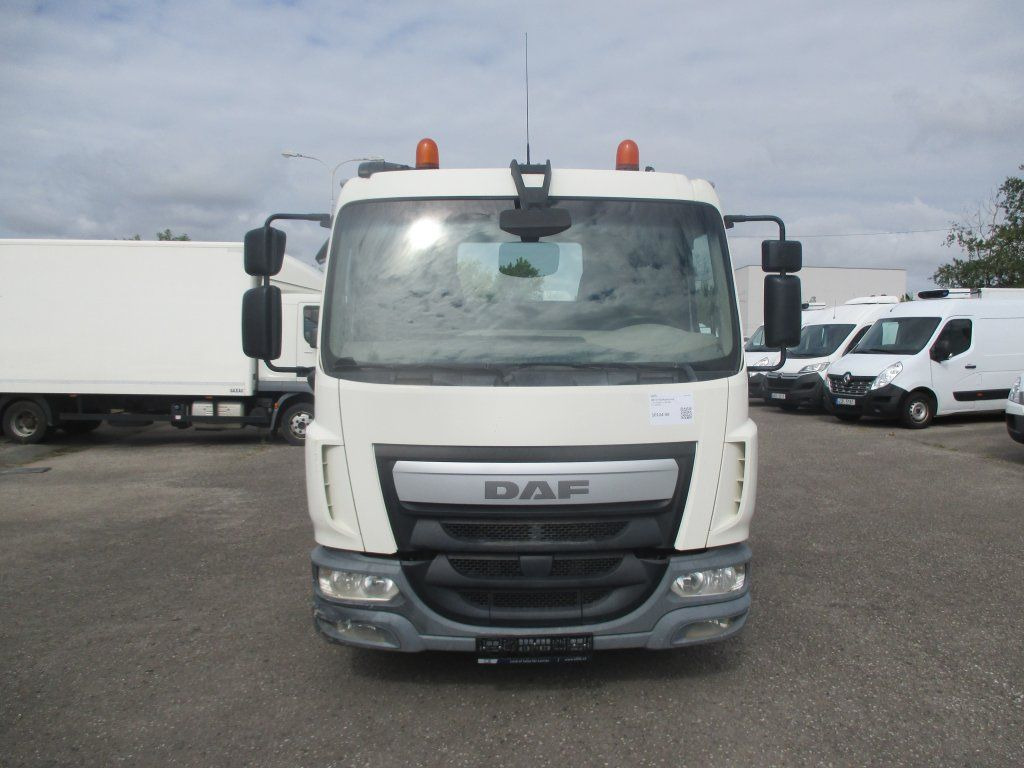 Camión multibasculante DAF LF 12.250