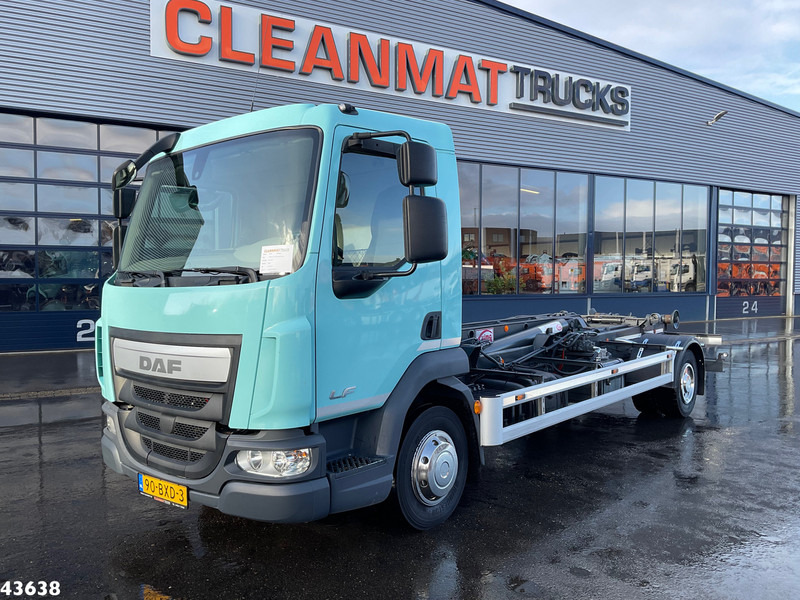 Camión multibasculante DAF LF 180 Euro 6 14 Ton haakarmsysteem