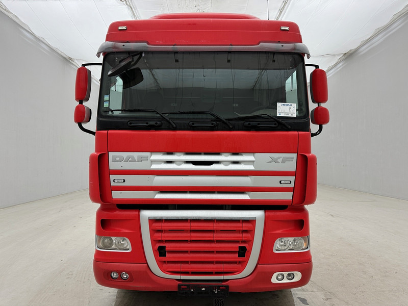Camión multibasculante DAF XF105.410 Space Cab