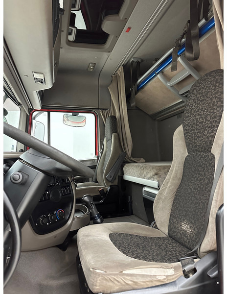 Camión multibasculante DAF XF105.410 Space Cab
