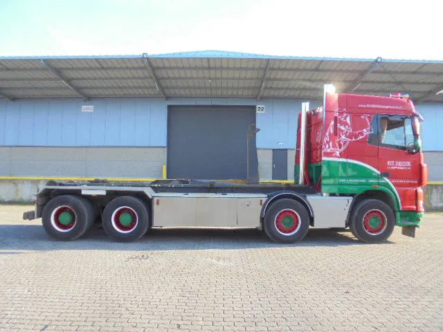 Camión multibasculante DAF XF 105 410 FAD 8X4 STEEL SUSPENSION