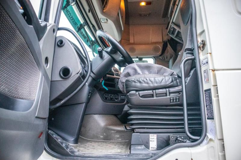 Camión multibasculante DAF XF 105.460 - AJK + intarder