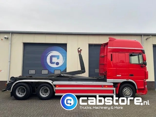 Camión multibasculante DAF XF 105 .460 FAS Euro 5 - Haakarmsysteem - Hooklift - Abrolkipper - Year 2006 - ANALOG TACHO -  TUV 05-2025