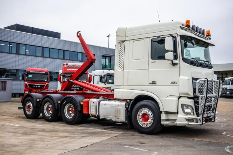 Camión multibasculante DAF XF 510 - AJK