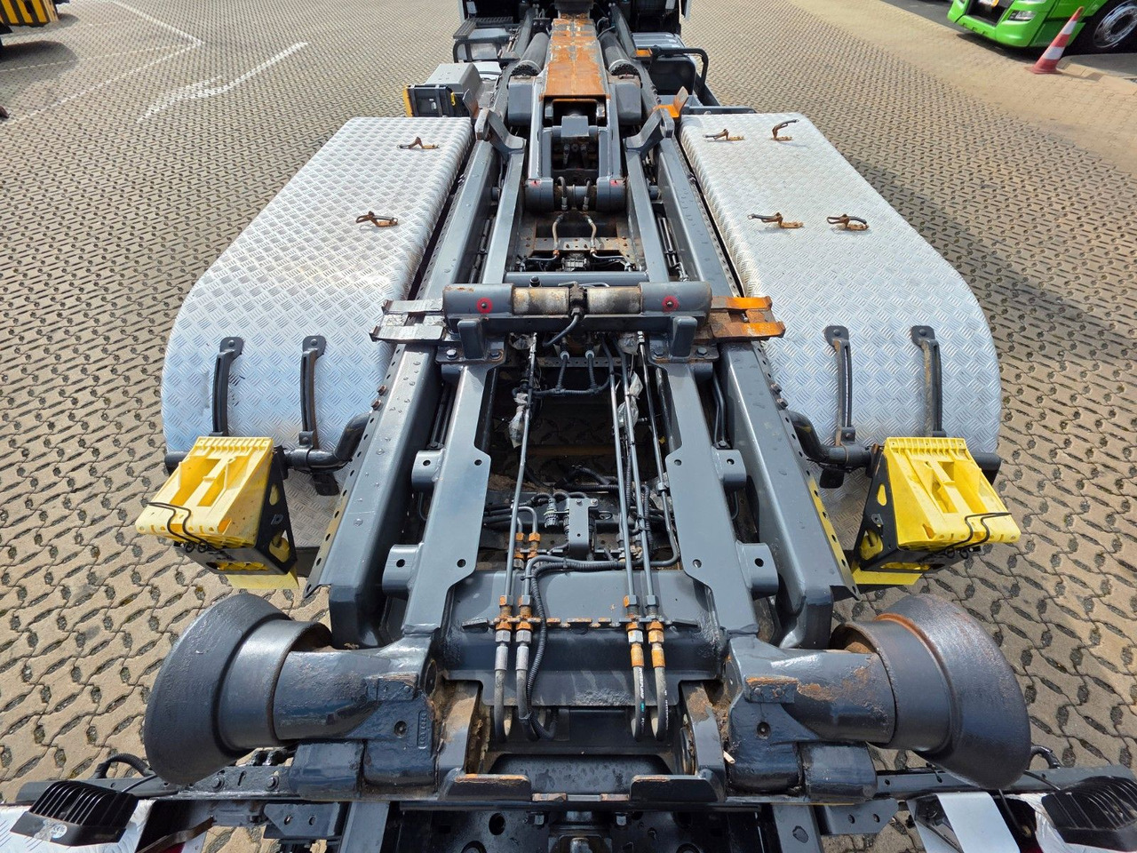 Camión multibasculante DAF XF 510 FAN / ZF Intarder / Lenk-Liftachse