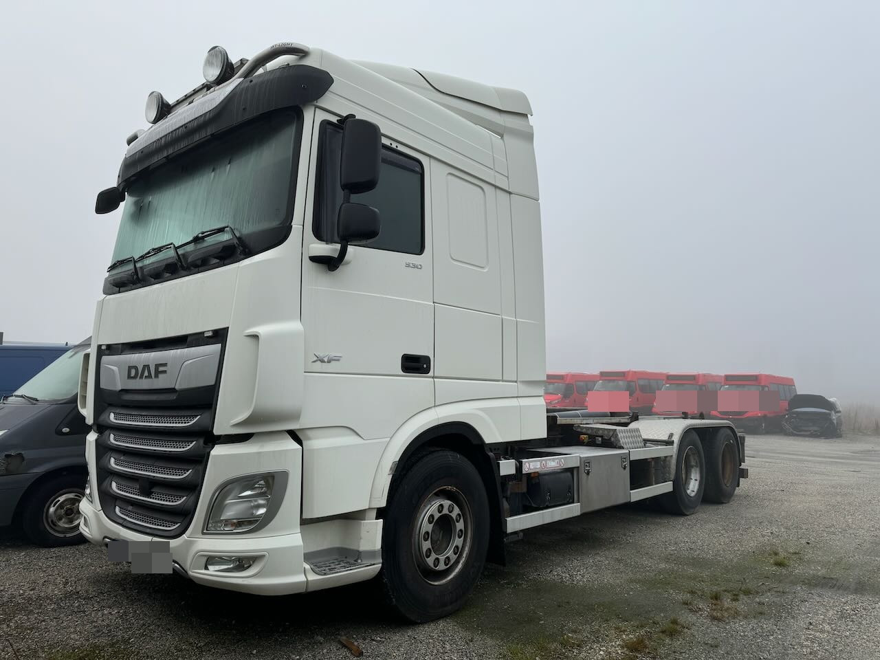 Camión multibasculante DAF XF 530 6x2 Krokbil m/ VDL Krok