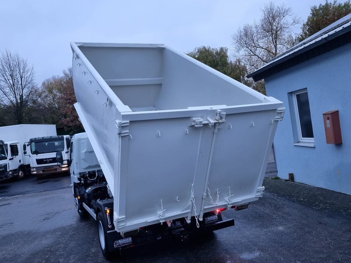 Camión multibasculante FUSO Canter FUSO 7C18 City Abrollkipper