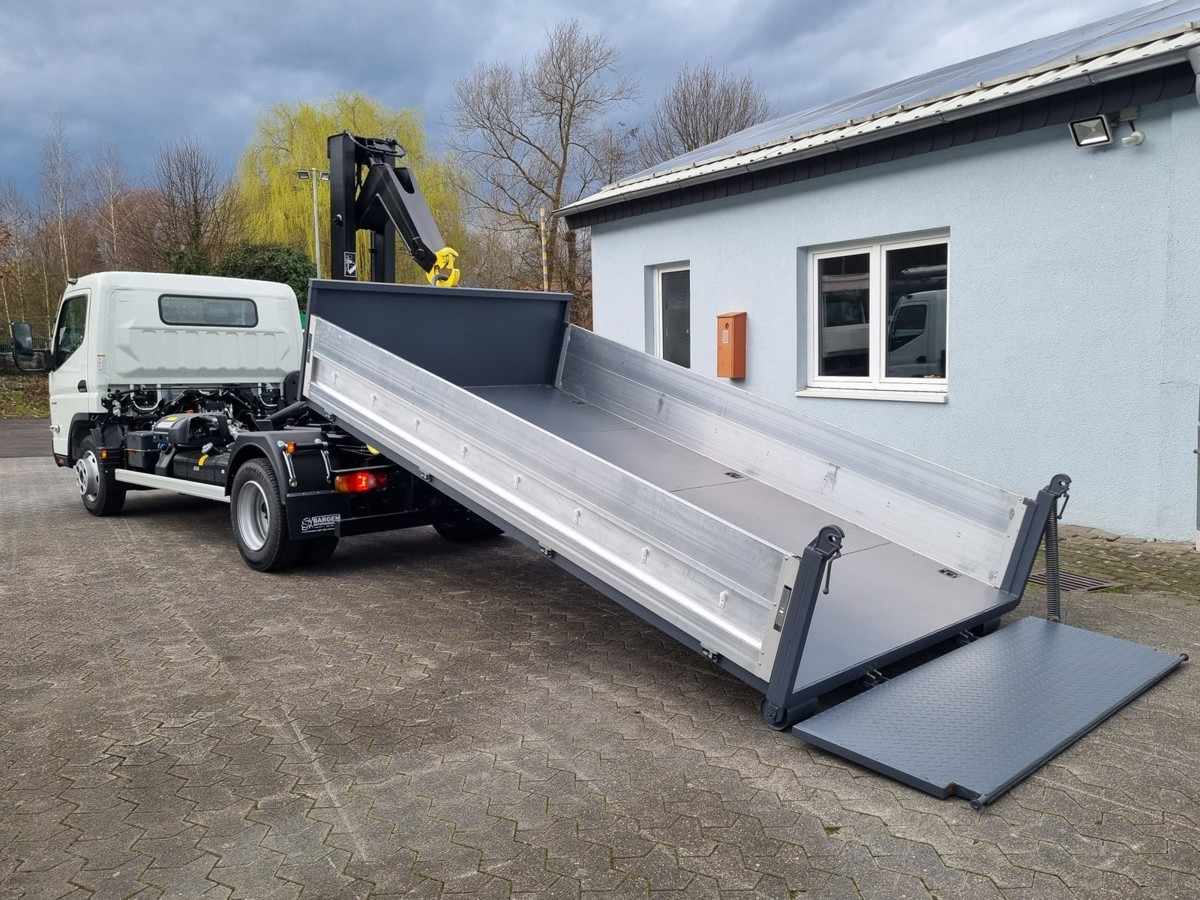 Camión multibasculante FUSO Canter FUSO 7C18 City Abrollkipper