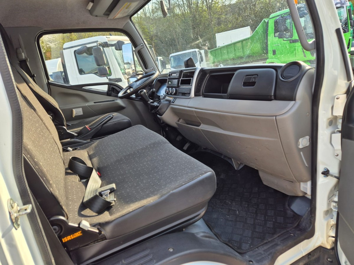 Camión multibasculante FUSO Fuso Canter 7C18 City Abrollkipper AHK Hooklift