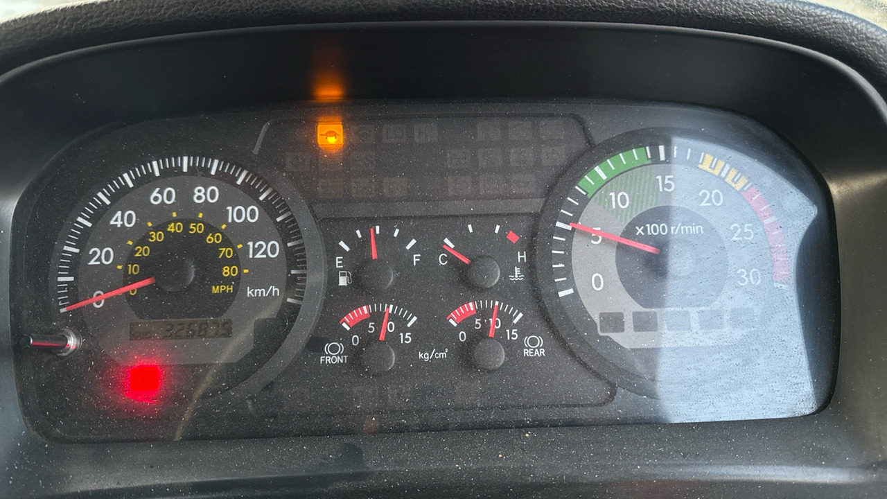 Camión multibasculante HINO 700 3241