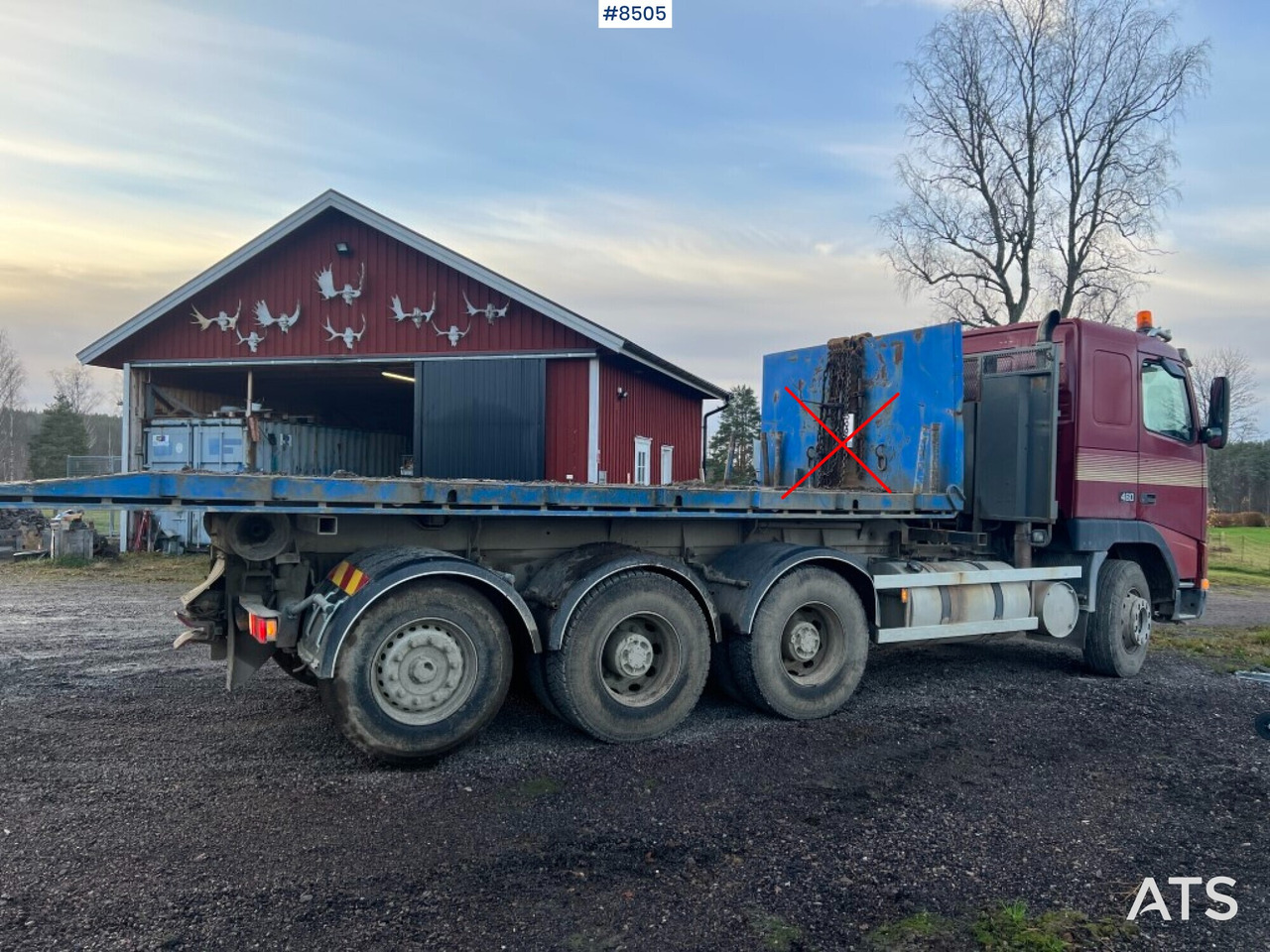 Camión multibasculante Hook Truck Volvo FH 12 6x4 Tridem with gravel flatbed(VIDEO)