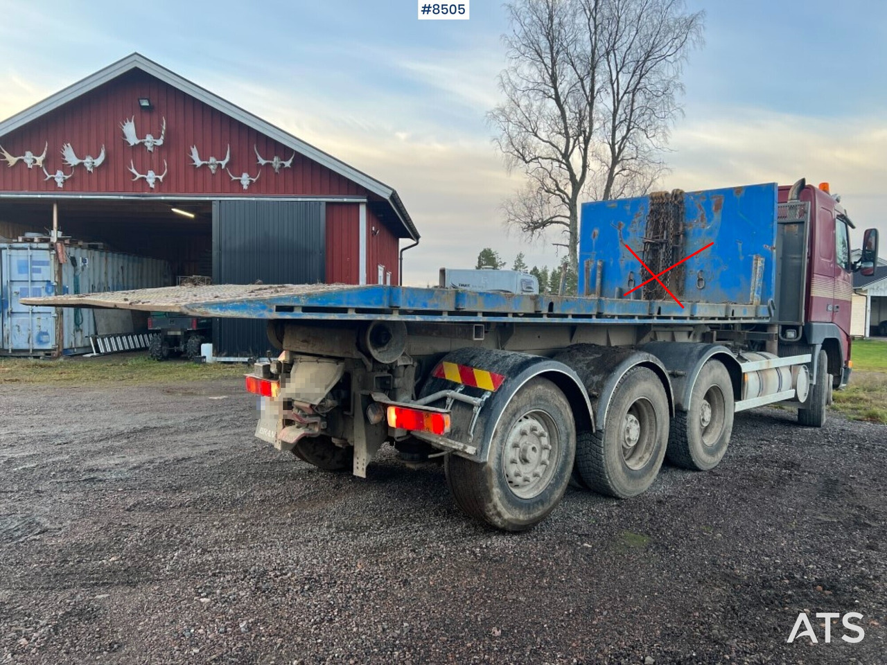 Camión multibasculante Hook Truck Volvo FH 12 6x4 Tridem with gravel flatbed(VIDEO)
