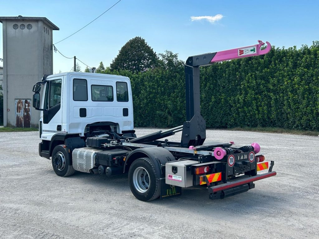 Camión multibasculante IVECO 120EL22 CON SCARRABILE NUOVO