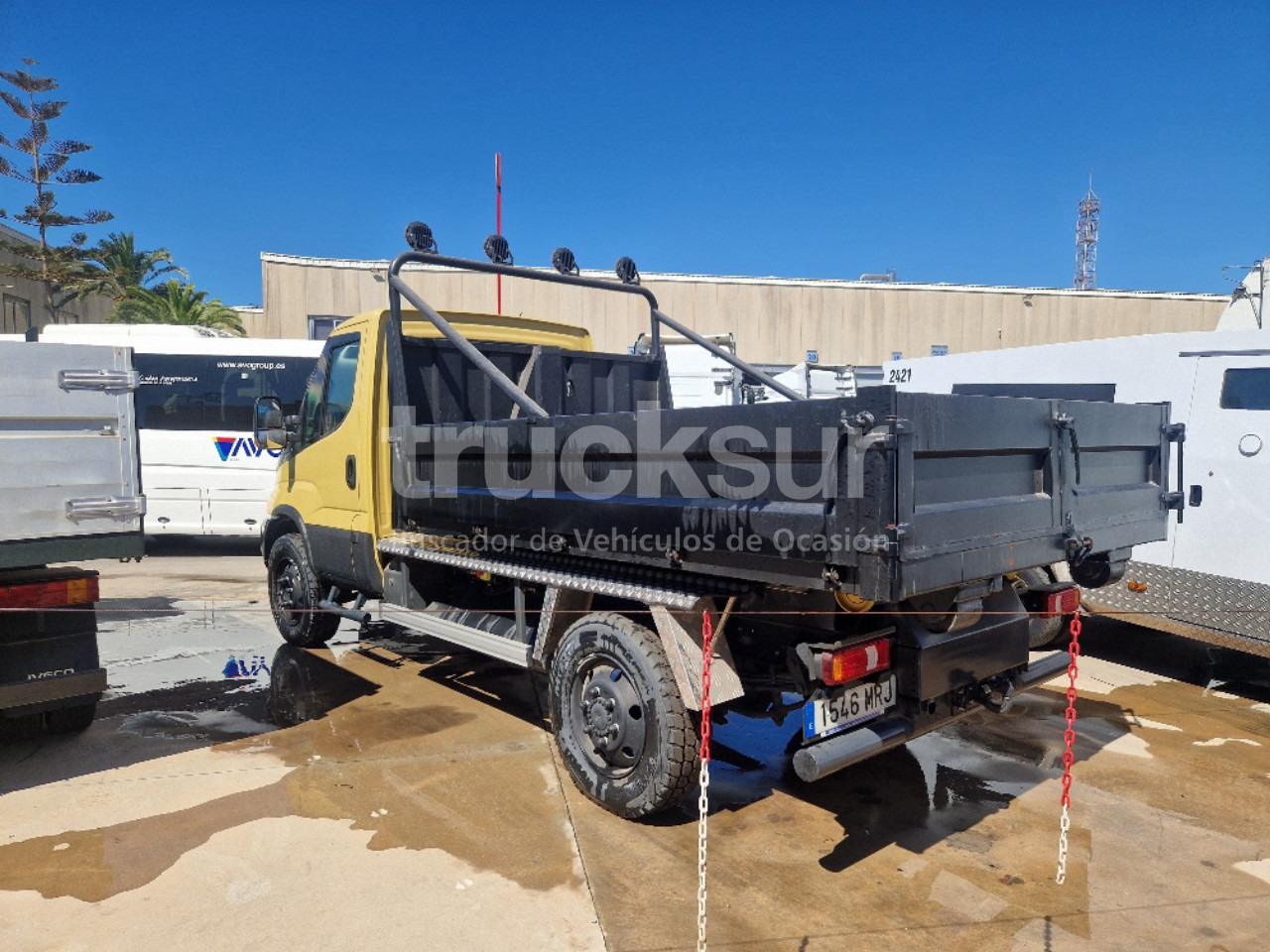 Camión multibasculante IVECO 55S18H