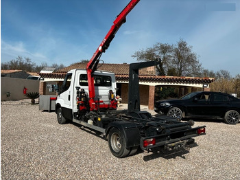 Camión multibasculante IVECO Daily 35C15 Hook lift truck + crane