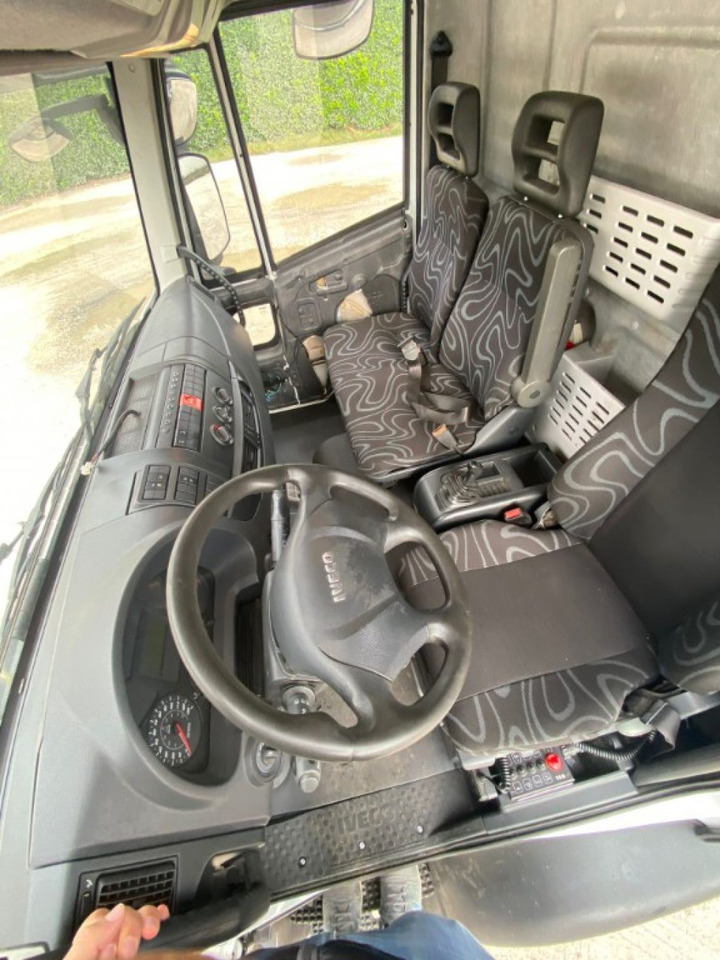 Camión multibasculante IVECO EUROCARGO 120E25 SCARRABILE