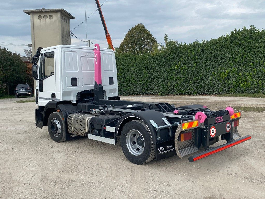 Camión multibasculante IVECO EUROCARGO 120E25 SCARRABILE