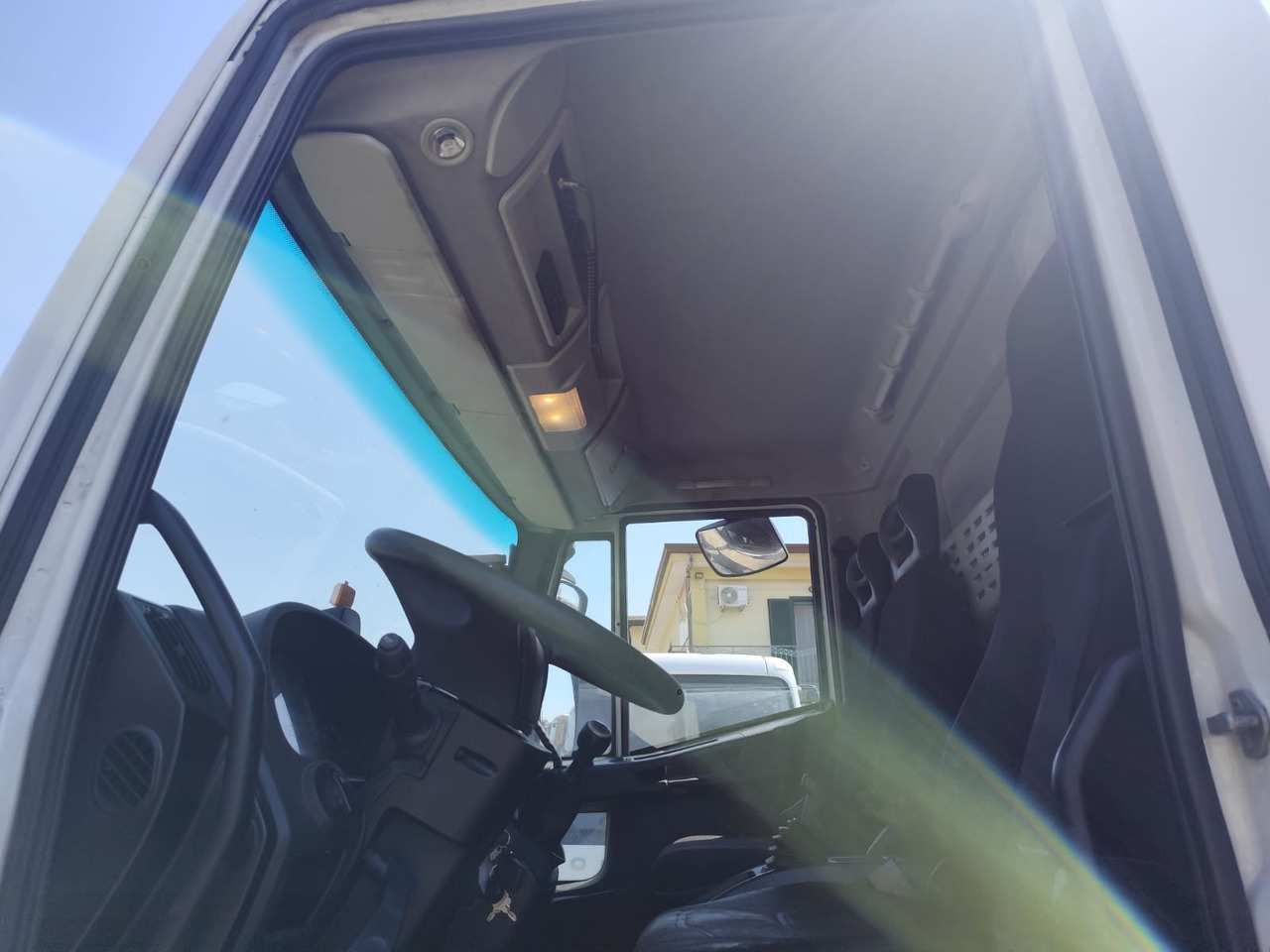 Camión multibasculante IVECO EUROCARGO 180-250
