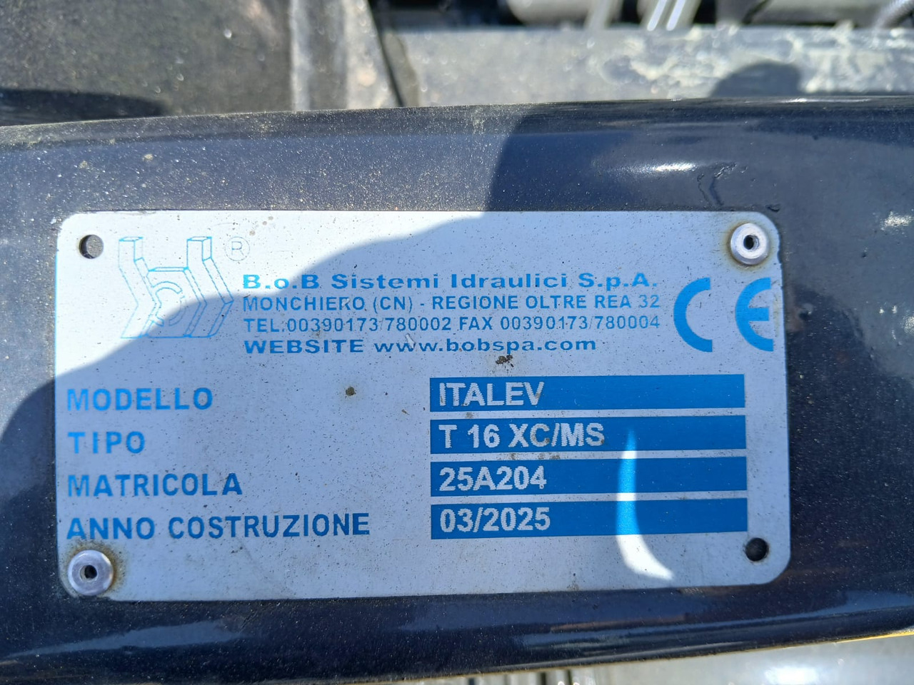 Camión multibasculante IVECO EUROCARGO 190EL25