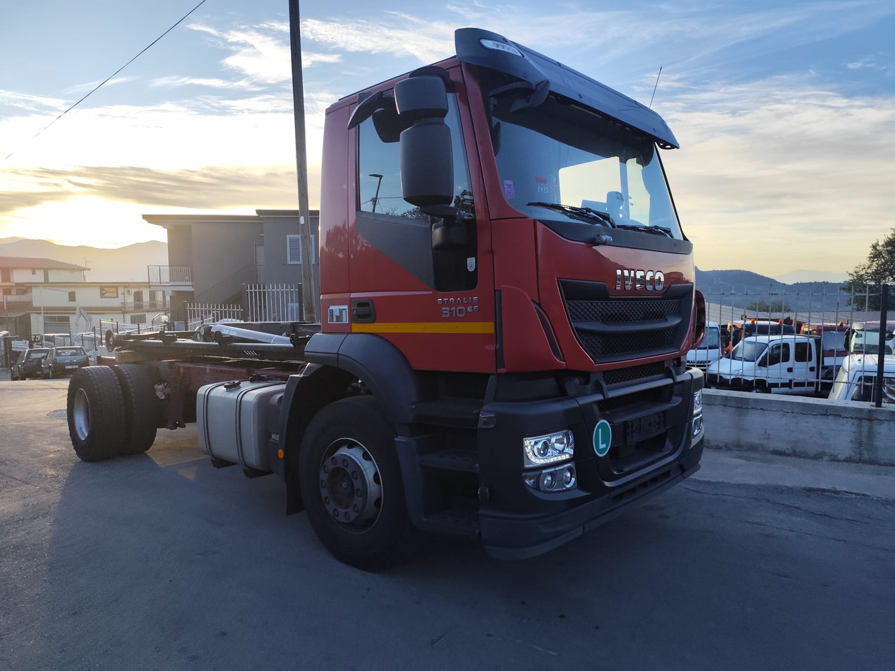 Camión multibasculante IVECO STRALIS 190S31